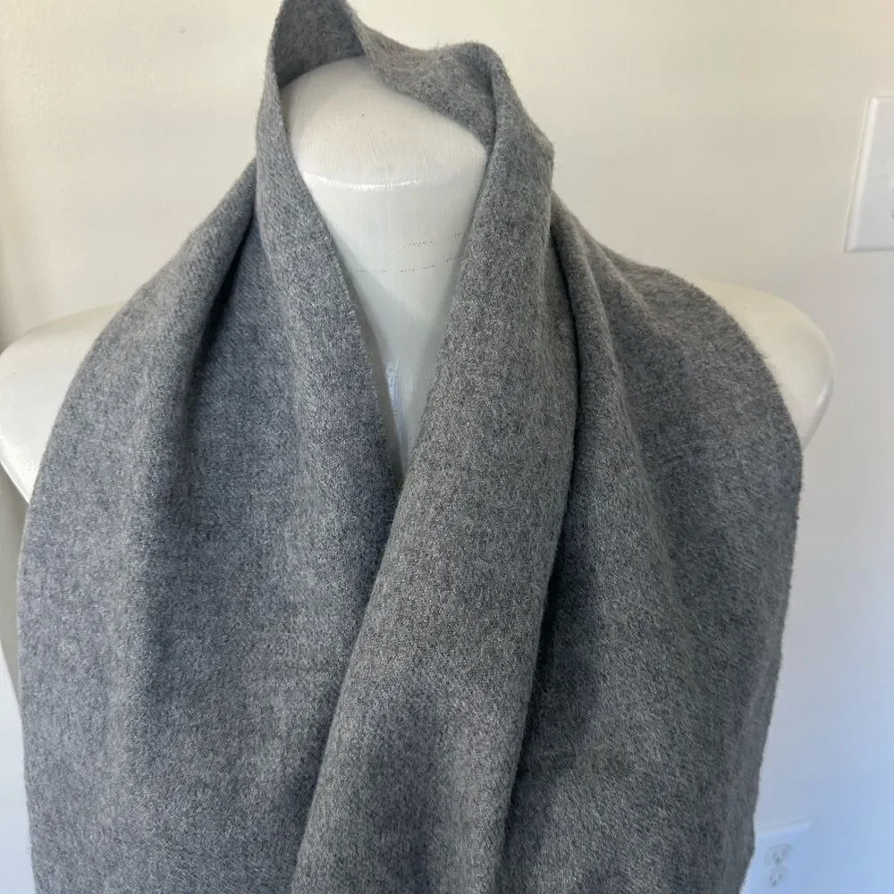 Pacas Gray Baby Alpaca Scarf